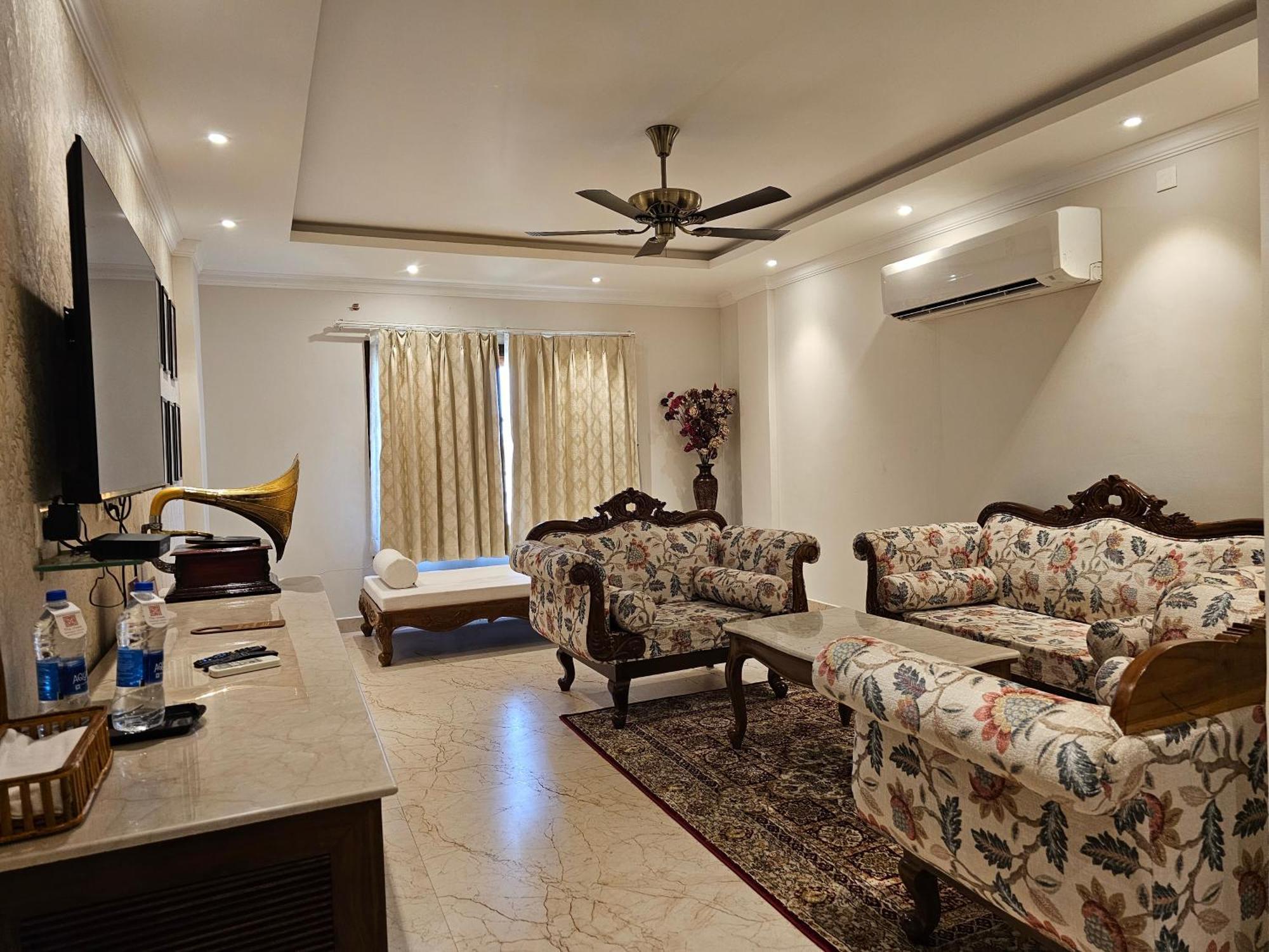 The Creek Boutique Resort & Spa Bolpur Esterno foto