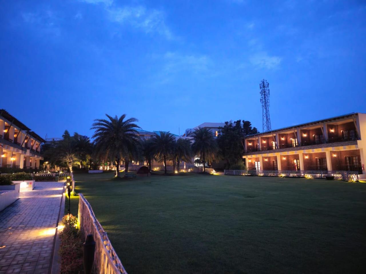 The Creek Boutique Resort & Spa Bolpur Esterno foto