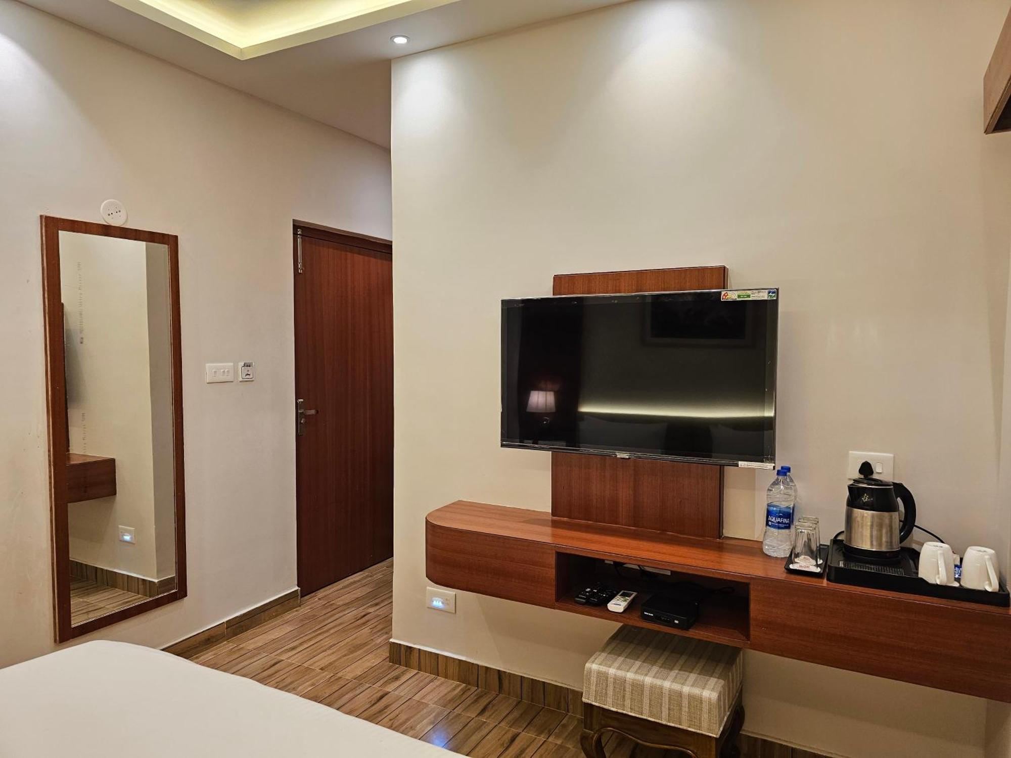 The Creek Boutique Resort & Spa Bolpur Esterno foto